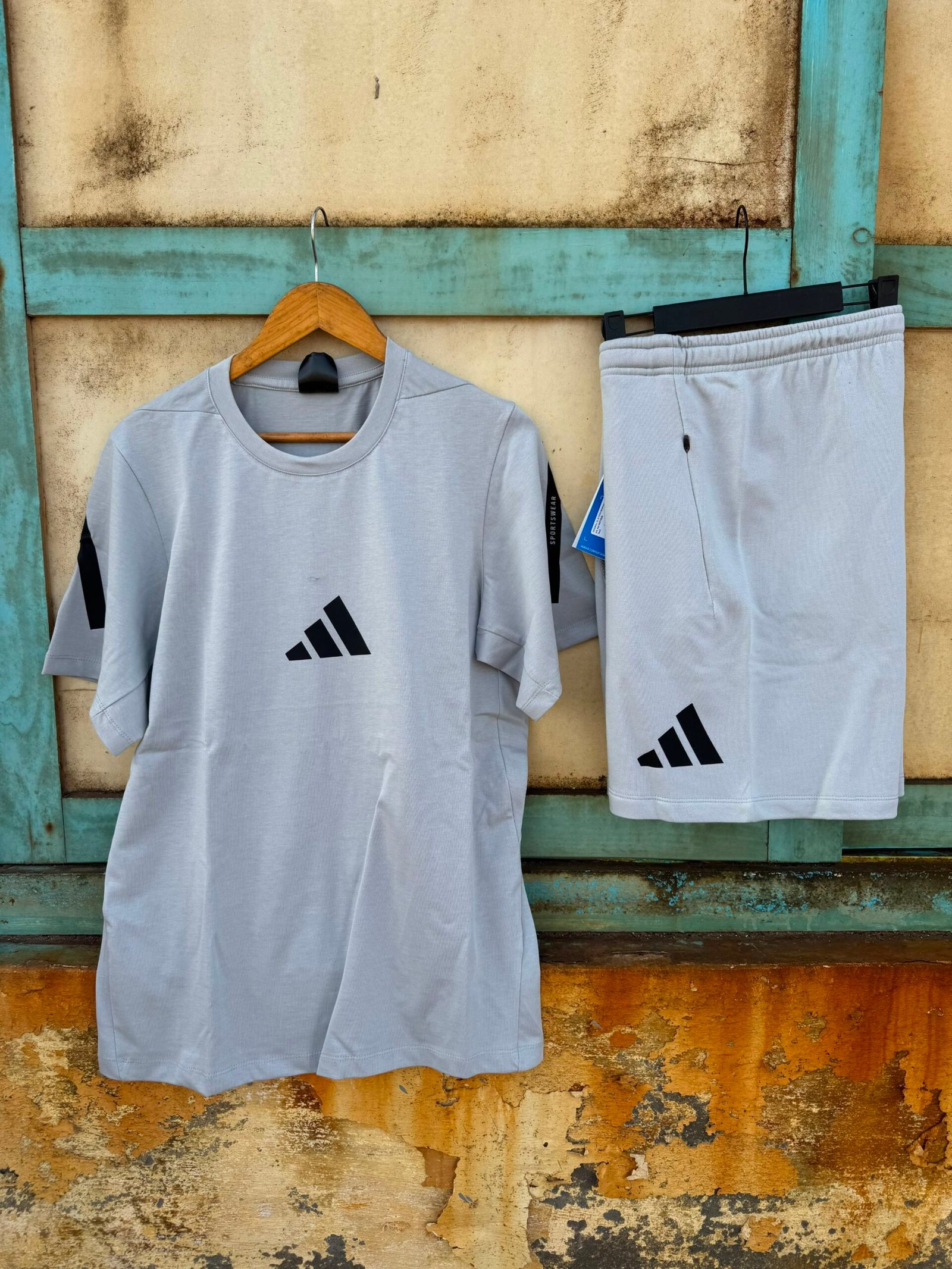Ensemble Short Gris